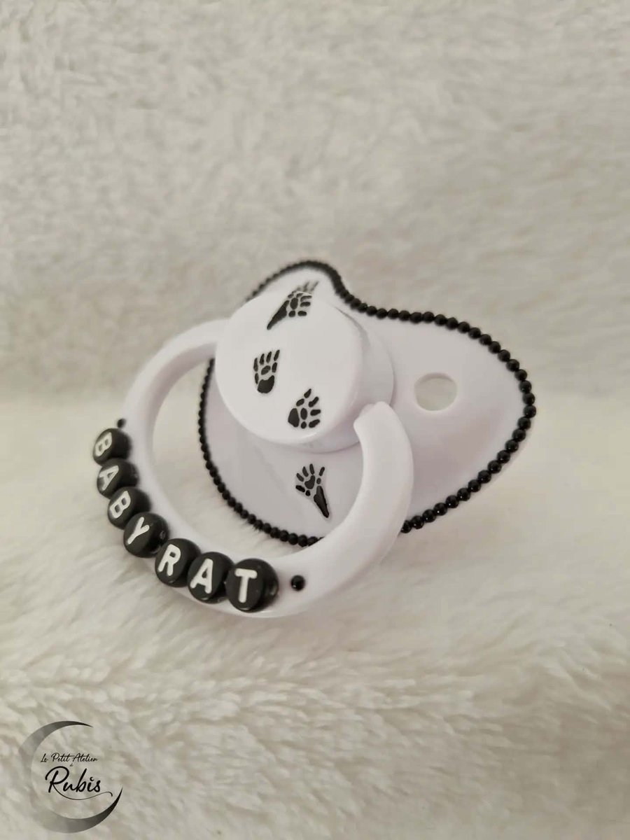 SpinelEtrubis's tweet photo. Nouvelle tetine sur le site " baby rat"
Shop
https://t.co/VowyTawRSS
Insta https://t.co/G0xCJ1p2E5
#pacifier #tétine #abdl #kawaii #abdlgirl #diappergirl #cosplay #ageplay #kawaii #rats #rat #ratons #ratoux #ratouphile #stress #anxiété #tabac #accessoire #ageplayer https://t.co/MRbJu4Fka9