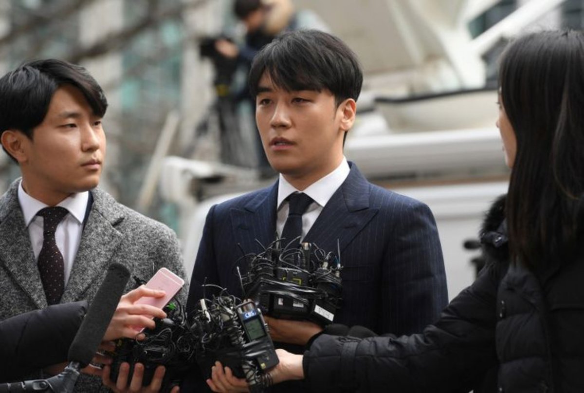 bangtansupppp's tweet photo. BigBang and YG knew big part of Seungri's crimes, a thread 🧵 https://t.co/D288on1ZNd