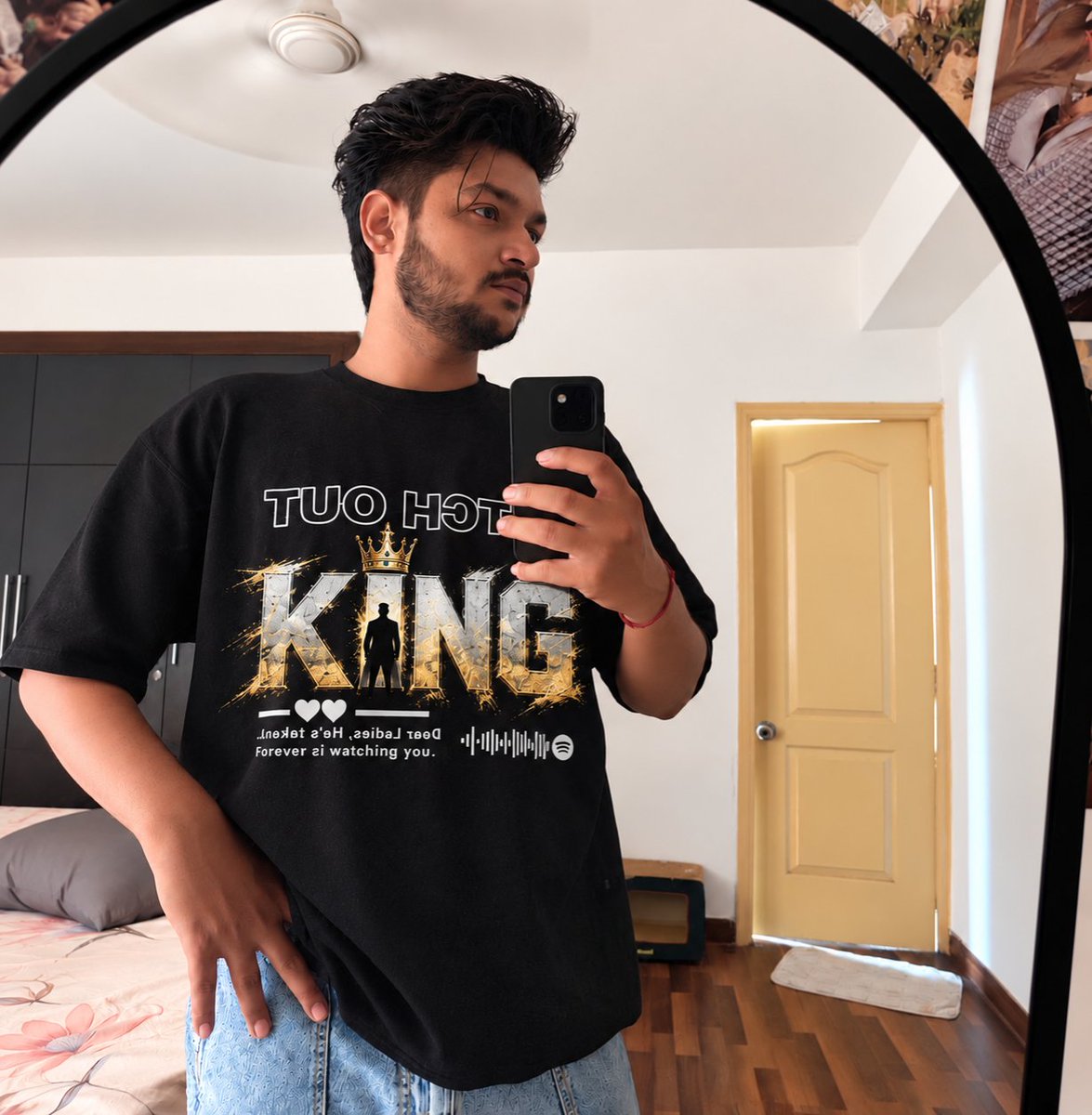 filmfanatics_AB's tweet photo. 24 December 2026 — The KING is coming. And we’re READY 👑🖤
#KING #ShahRukhKhan @iamsrk @justSidAnand https://t.co/PQrXkbUDP0