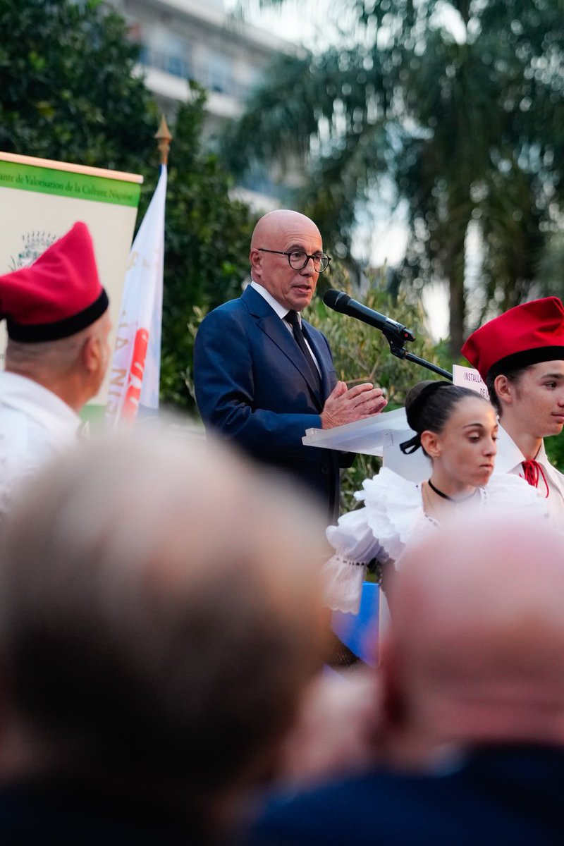 eciotti's tweet photo. 122 ans après sa création, l'Acadèmia Nissarda franchit une nouvelle étape avec l'installation de son Club des Partenaires, ce soir à la Villa Masséna.

L'OGC Nice et Nice-Matin y ont signé leur convention. Merci à Jean-Paul David, Président de l'Acadèmia et Maire de Guillaumes, qui porte ce renouveau.

Défendre notre histoire et nos racines n'a rien de folklorique. C'est le ciment de notre cohésion. Maintenant et toujours.