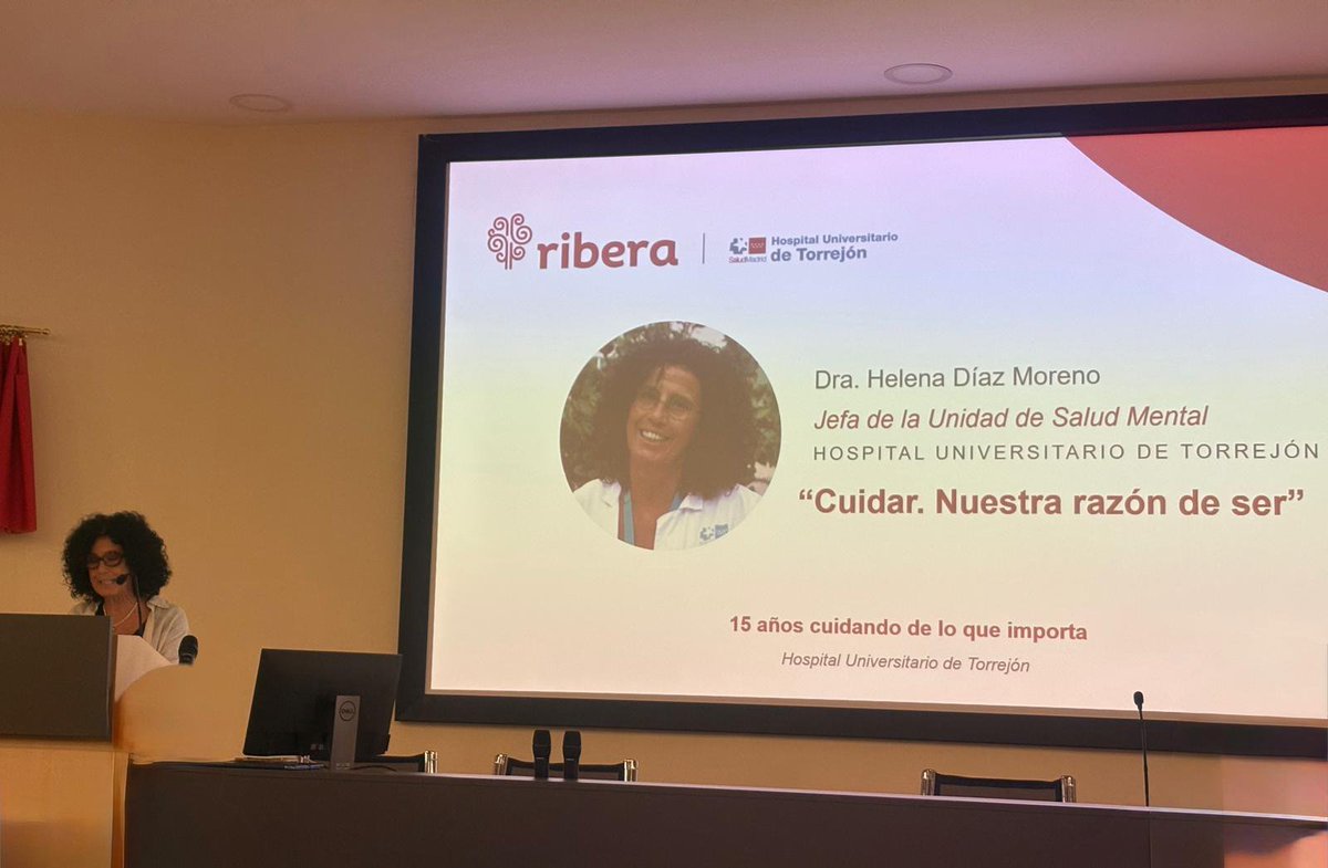 AlcerMadrid's tweet photo. Celebrando el 15 Aniversario del Hospital Universitario de Torrejón. https://t.co/l5BiFvCxMz