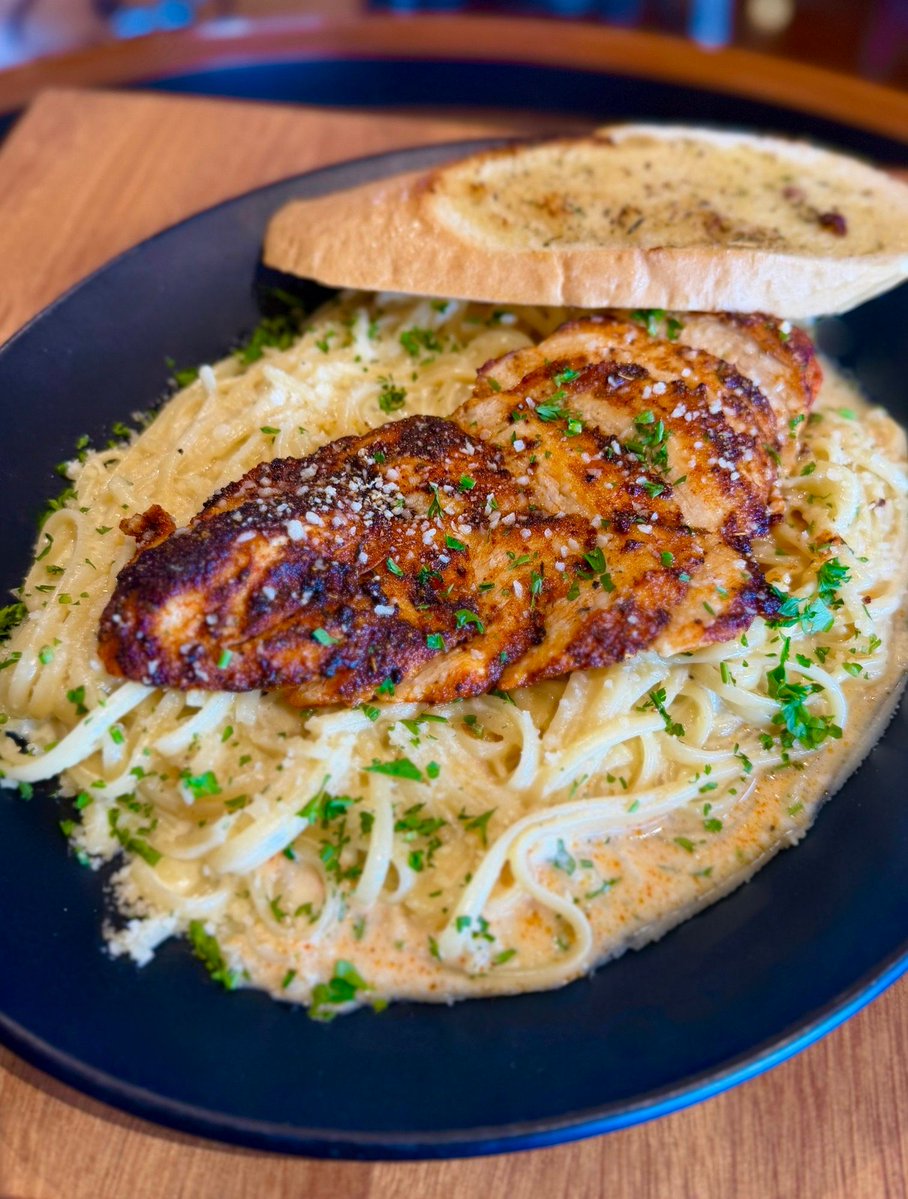 theRAM's tweet photo. October is National Pasta Month🍝

Celebrate with our Chicken Alfredo — linguine tossed in creamy garlic Alfredo sauce and topped with grilled or blackened chicken. Or sub grilled shrimp! 

Come get your pasta fix at your local Ram! https://t.co/VnEpEznvlo