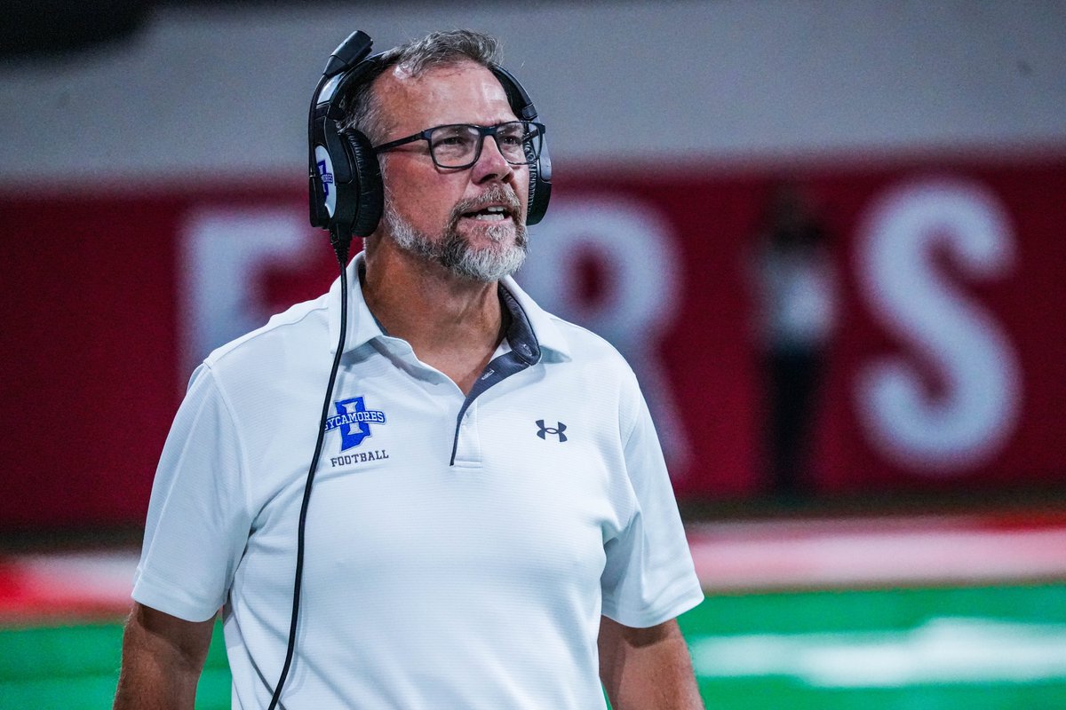 IndStFB's tweet photo. The weekly press conference is here with @CmalryMallory, @GajewskiKolten, and @KeShonSingleton joining the media ahead of the Youngstown State game

https://t.co/rHb0EFNggn

#MarchOn | #LeaveNoDoubt https://t.co/vQDioWMpXJ