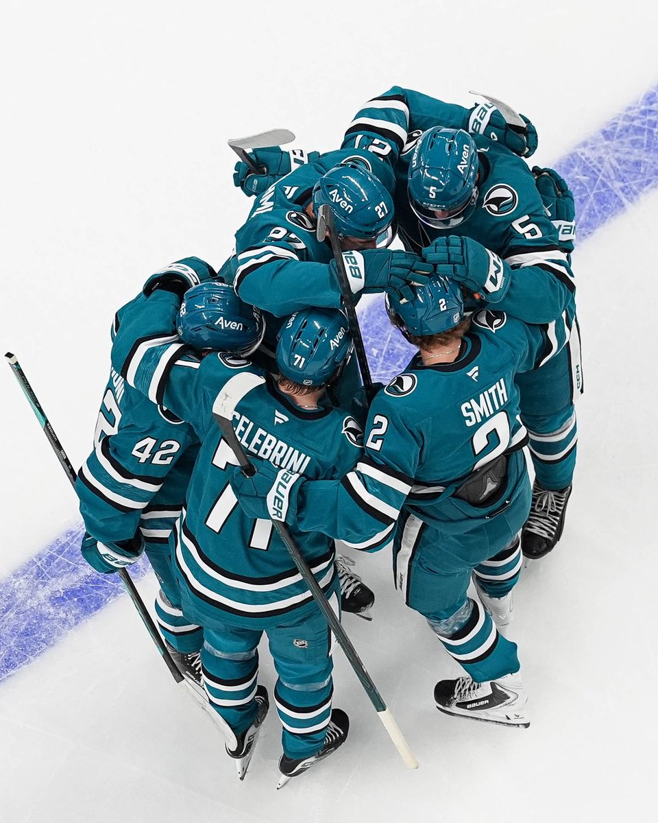 SAPCenter's tweet photo. Happy to have hockey back at The Tank! 🥹 https://t.co/NOdNMCzxGo