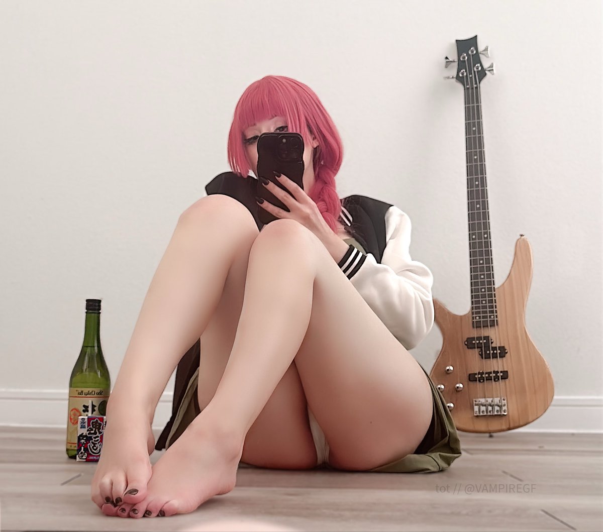 VAMPlREGF's tweet photo. kikuri hiroi https://t.co/XyID8gFyBN