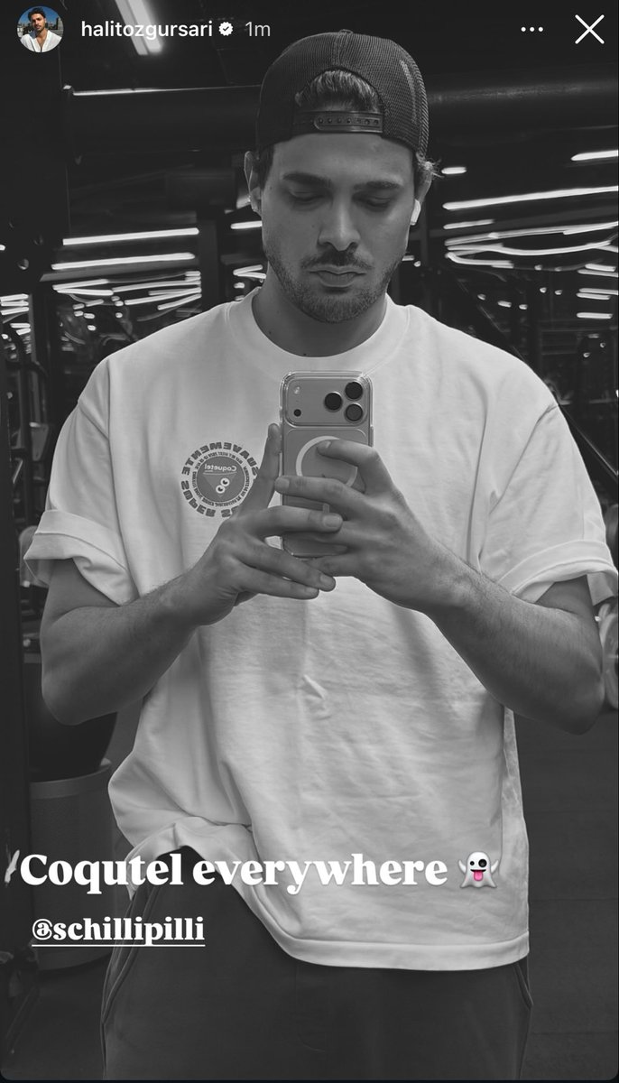vivifanhalit's tweet photo. Meu homem voltou pra academia 🔥
#halitözgürsarı https://t.co/13S2ZEZ45P