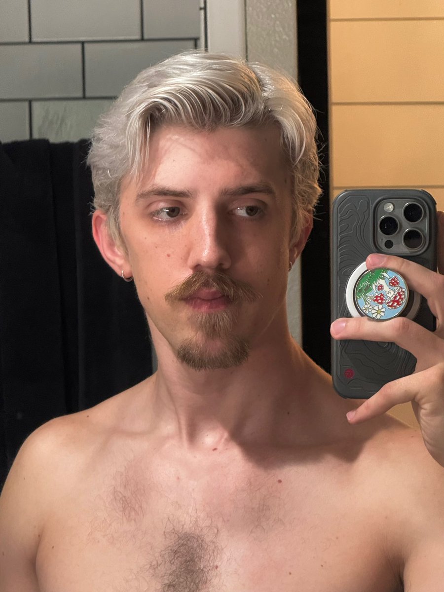 tonedstoner's tweet photo. shaved the face but the rest stays fuzzy oops https://t.co/A0ikHbQ9kY