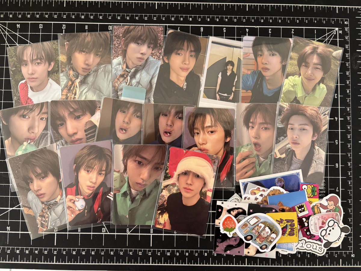 rubyunie's tweet photo. feedback super positivo pra @acciocortis por me deixar fazer ceg nacional desse set do jju &amp; sean. todo o processo de negociação foi super tranquilo e ela mandou inúmeros freebies (nem coube na foto) 🥹 muito obrigada pela confiança pati! 🩷 https://t.co/FCgkgKYbed