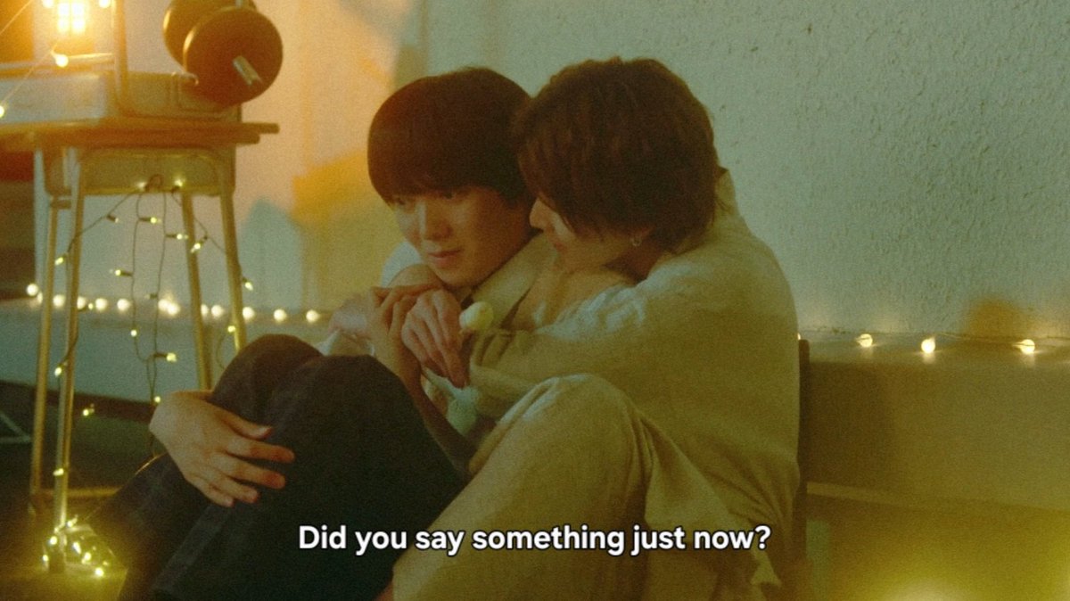 qriselsav's tweet photo. "BECAUSE I HAVE SERIZAWA" -Suzuki(2026)🥰

I love how Suzuki slowly conveying his feelings to Serizawa💘🫂
All we need is mutual confession from these two!🙂‍↕️🤭

Also, I can't on how is this their default sitting position together😆😭

#PopularSerizawaActsWeirdAroundMe https://t.co/Mfp13itkYZ
