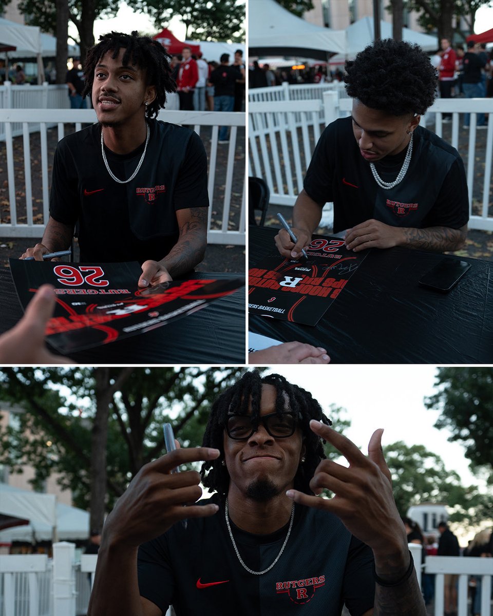 rutgers_nil's tweet photo. Another successful autograph signing thanks to @Players_Era Appreciate all the fans coming out this weekend! 🖤✍️

#RNIL #PlayersEra https://t.co/fzIt525AX7