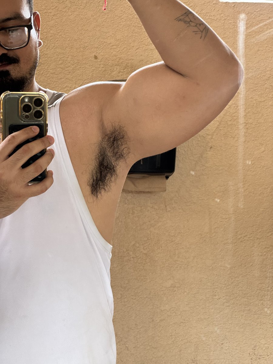 FurtiStar's tweet photo. Terminando de entrenar https://t.co/ZJ1gwgON9b