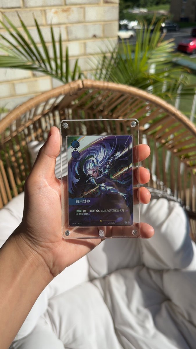 braceish's tweet photo. had to protect this beauty π
huge thanks to @LockboxTCG, be sure to check them out for any card protection https://t.co/td3WHufGOa