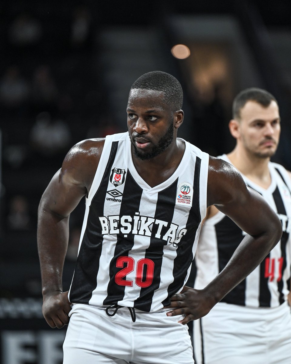 BJK_Basketbol's tweet photo. Omoruyi, parkenin her köşesinde bir iz bıraktı. 💎

🔥 14 sayı, 7 ribaund, 3 asist, 1 blok, 4/6 saha içi isabeti, 20VP https://t.co/FYydo5JuBI