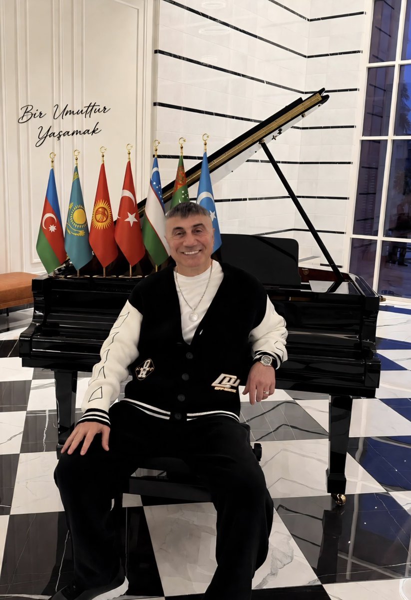 Seval71757437's tweet photo. Bu Gülüşüne Canım Feda Olsun Reisim https://t.co/OXrd4dIXSG
