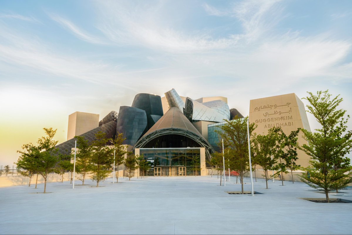 ADMediaOffice's tweet photo. دائرة الثقافة والسياحة – أبوظبي تكشف عن الرؤية المعمارية لمتحف جوجنهايم أبوظبي قبل افتتاحه في 11 ديسمبر 2026 ضمن المنطقة الثقافية في السعديات. الرؤية تستمد ملامحها من طبيعة أبوظبي وتراثها وموقعها الساحلي، وتقدِّم تصوُّراً جديداً للعلاقة بين العمارة والفن والمكان. https://t.co/mYc0s5i7Rk