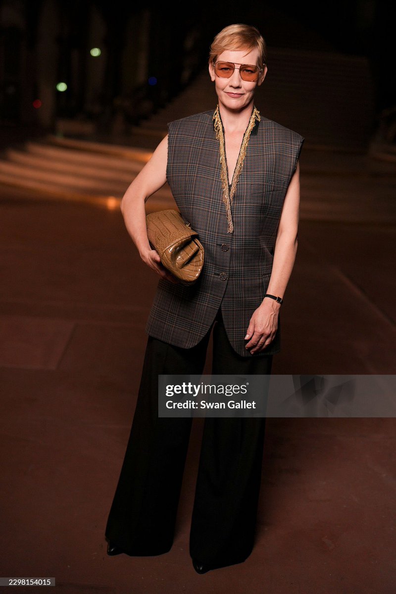 hullerupdates's tweet photo. Sandra Hüller at the Chanel show.

📸 Getty Images https://t.co/DUR1Vv2hFD