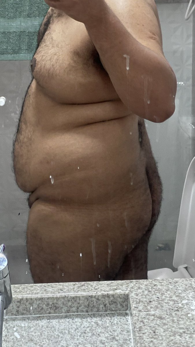 Rlagosbear's tweet photo. A bunda já sumiu faz tempo ... Urso desbundado https://t.co/MncUezonci