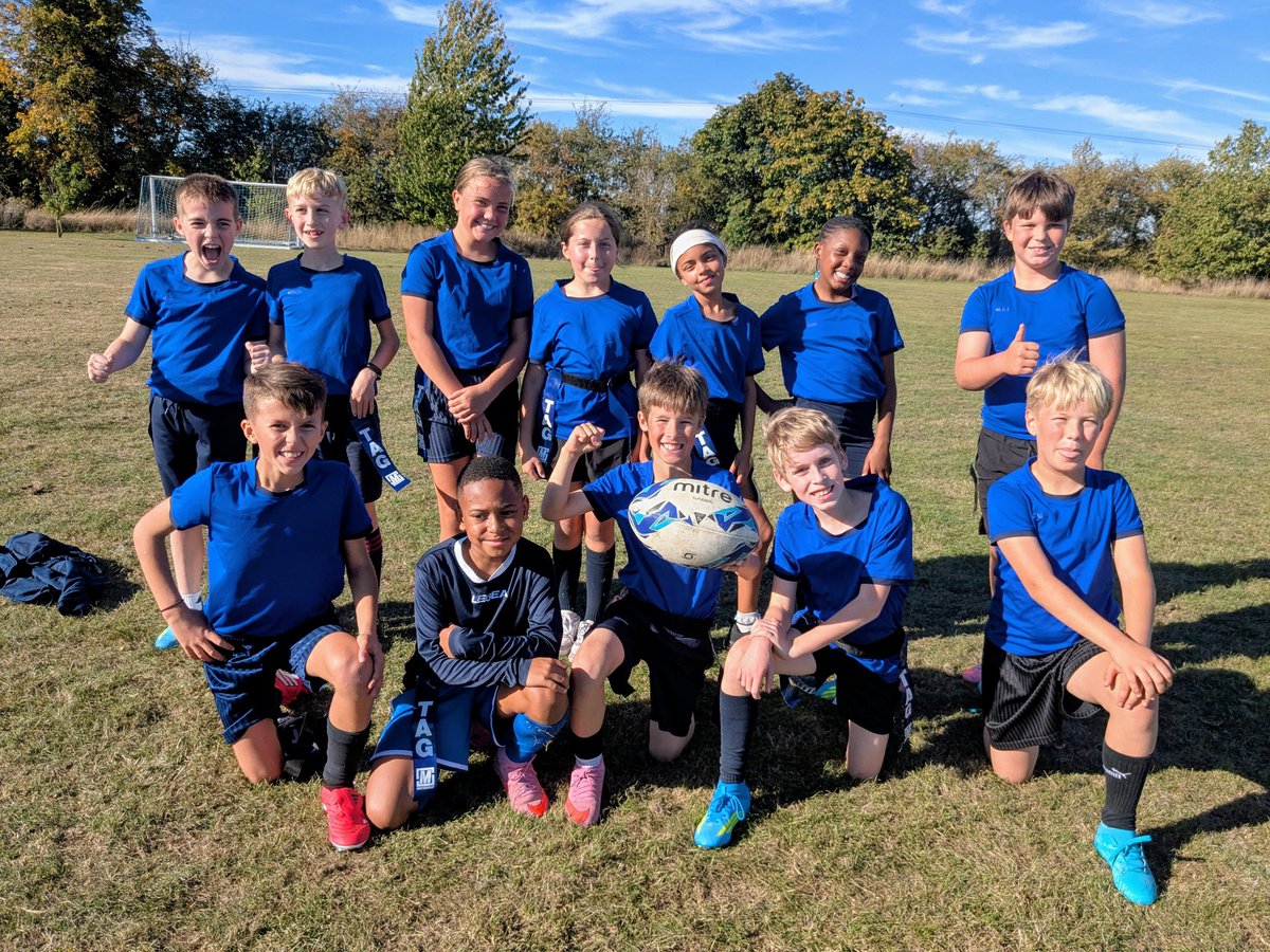 SpringfieldPri2's tweet photo. Year 4 &amp; 6 Today took part in the city Tag-Rugby tournament. They played brilliantly and finished 4th and 5th respectively. Year 4 missed out on medal by one try. #springfieldsmiles #eggchasers https://t.co/yEBskpEkW6