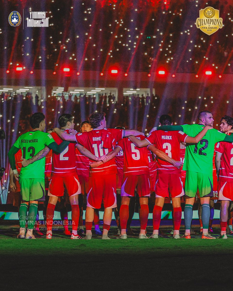 TimnasIndonesia's tweet photo. CHAMPIOOOOOONSS!! ⚽️🏆🇮🇩 https://t.co/NIp001zR0N
