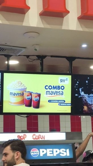 estendenciavzl's tweet photo. "Marginal" es tendencia por quienes dicen que el nuevo combo de Mavesa en colaboración con Cines Unidos les parece algo “niche” o “tierruo”. https://t.co/ApCwJTFUyO