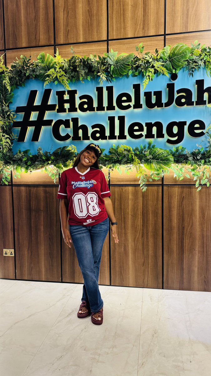 TosinofJesus's tweet photo. Welcome to one of my favourite seasons of the year 💃💃💃💃💃

Happy #HallelujahChallenge Day to everyone who celebrate 🥳🥳🥳

11:59pm is the time.. be there! 🫵🏼 https://t.co/nfZto7JsP5