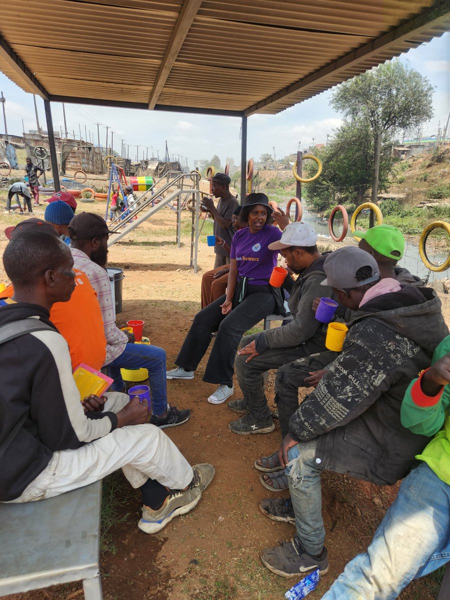 MathareSJustice's tweet photo. Our anti-drugs and substance abuse conversations continue. Last Friday We shared a cup of porridge, conversations, music(we had two artists amongst us) and most importantly listened to individual stories affected by drugs from the community. @WaigumoNjoki https://t.co/dZq7iE5j9y