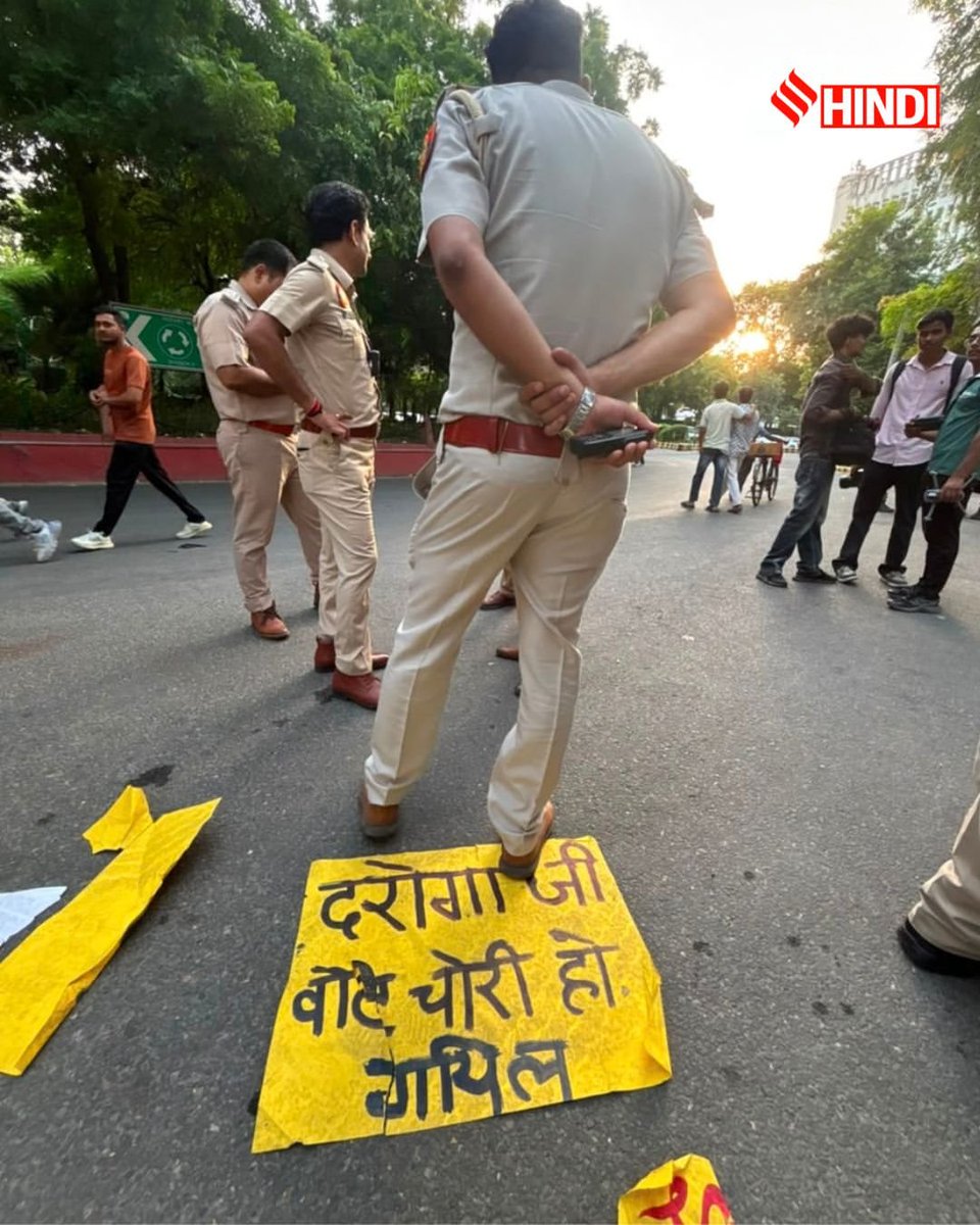 srinivasiyc's tweet photo. ए दरोगा जी... https://t.co/zC6nPpxl5e