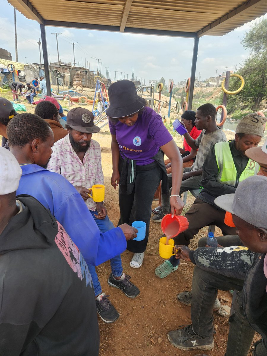 MathareSJustice's tweet photo. Our anti-drugs and substance abuse conversations continue. Last Friday We shared a cup of porridge, conversations, music(we had two artists amongst us) and most importantly listened to individual stories affected by drugs from the community. @WaigumoNjoki https://t.co/dZq7iE5j9y