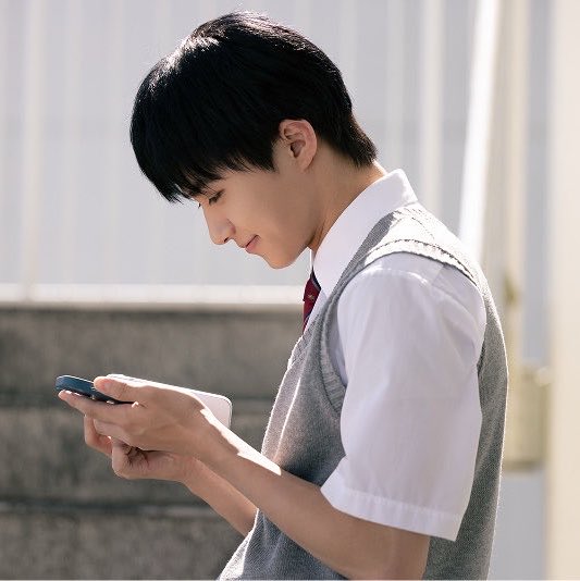 tomitaisuki's tweet photo. 아진짜옆선개이쁨...천사 https://t.co/0ZxYhaFsih
