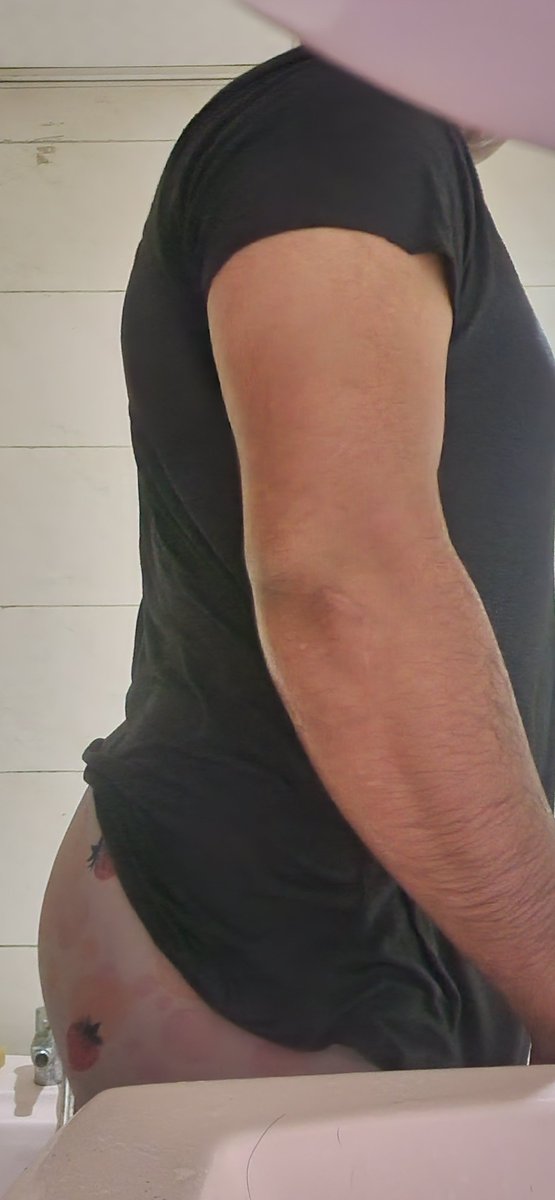 Ashraf1m8h's tweet photo. 🍑🍑🍑 https://t.co/NPTh4RNt5I