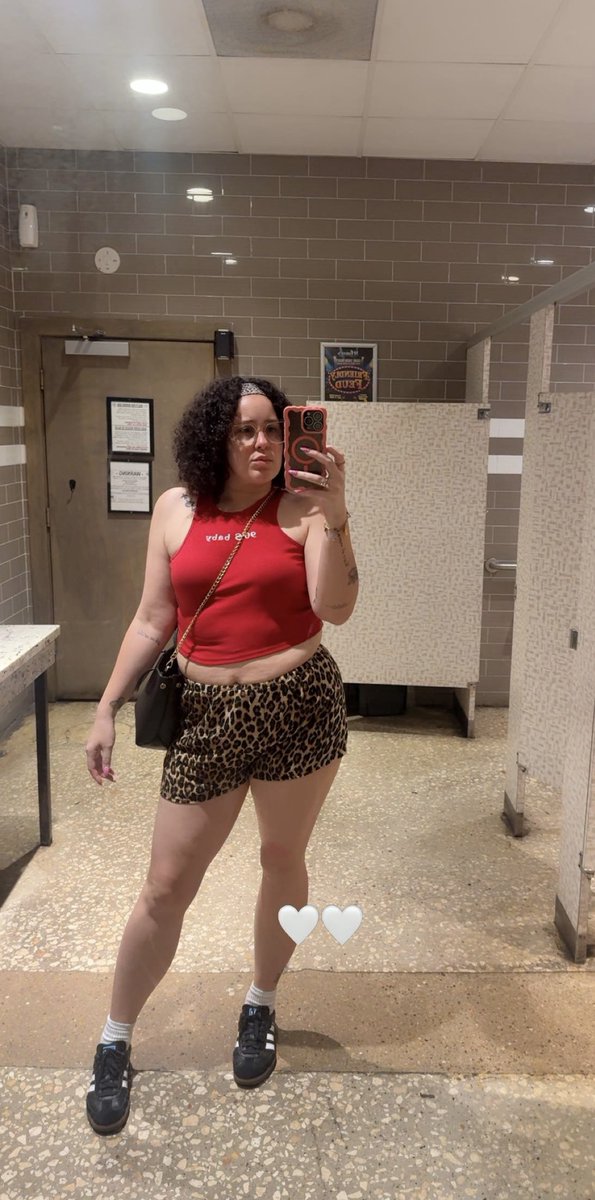 TheCurly_Queen's tweet photo. ✌🏻Texas https://t.co/8KFDuDLGHG