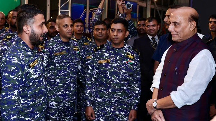 prodefencejammu's tweet photo. Raksha Mantri Shri @rajnathsingh attended a Barakhana organised by the @IN_HQENC in Visakhapatnam on October 05, 2026 and interacted with @indiannavy personnel and their families. He commended the personnel for their unwavering commitment to safeguarding India’s maritime interests and lauded the sacrifices and steadfast support of their families.

He highlighted the Indian Navy’s growing maritime prowess, recalling its valour during the 1971 War, including Operation Trident, and its transformation into a modern, indigenous force. RM said India must advance “from the seas towards prosperity and power”, with the oceans serving as an avenue for national development, strategic strength and prosperity.

Read here: https://t.co/aTZ8GI50qN…

@DefenceMinIndia
@SethSanjayMP
@SpokespersonMoD 
@IndiannavyMedia 
@ANI