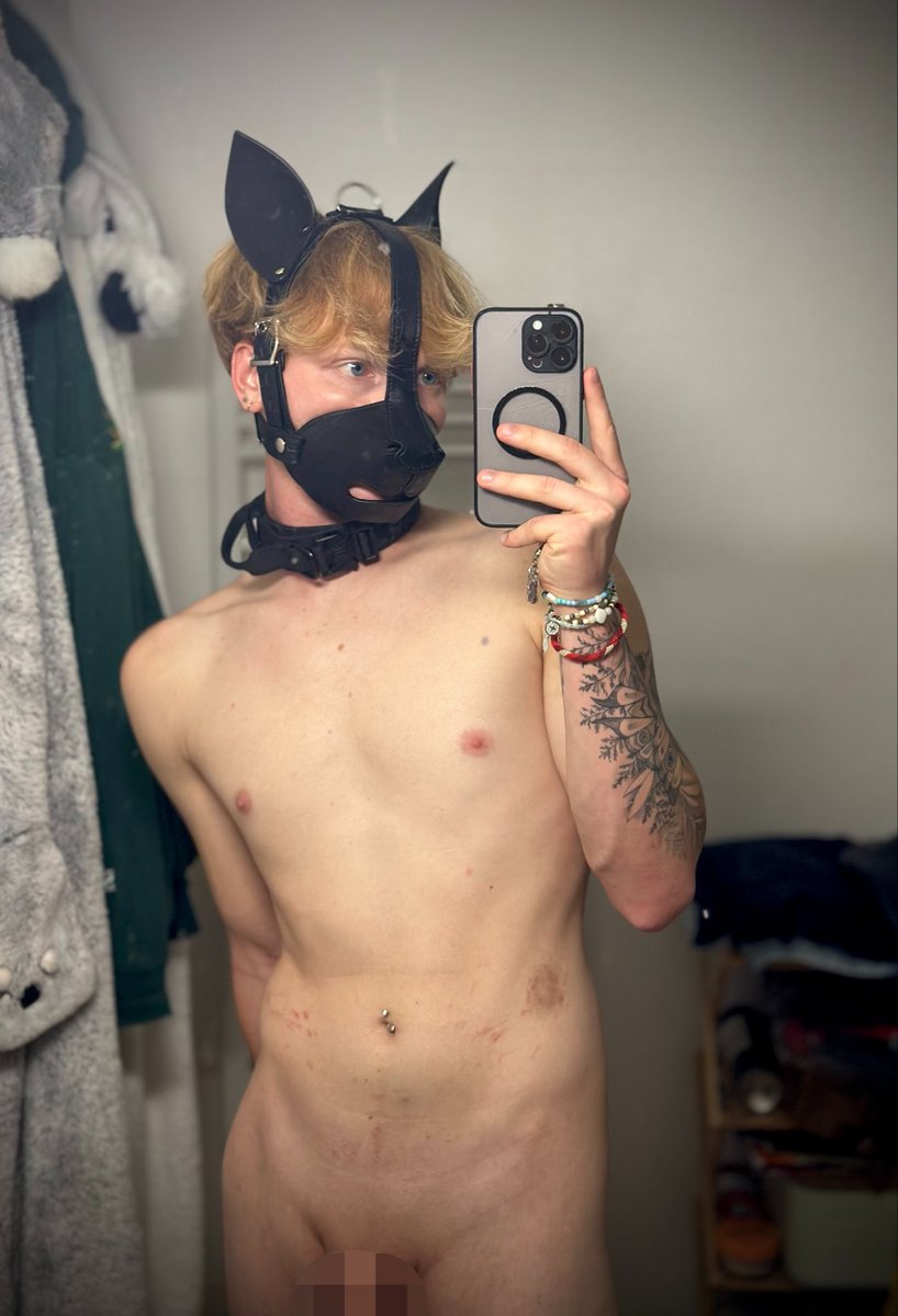 Onaaa____'s tweet photo. The bite mark doesn’t want to leave my waist 😮‍💨 But I appreciate that 🐕

#puppyboy #kinky https://t.co/LFRIfcCRSi