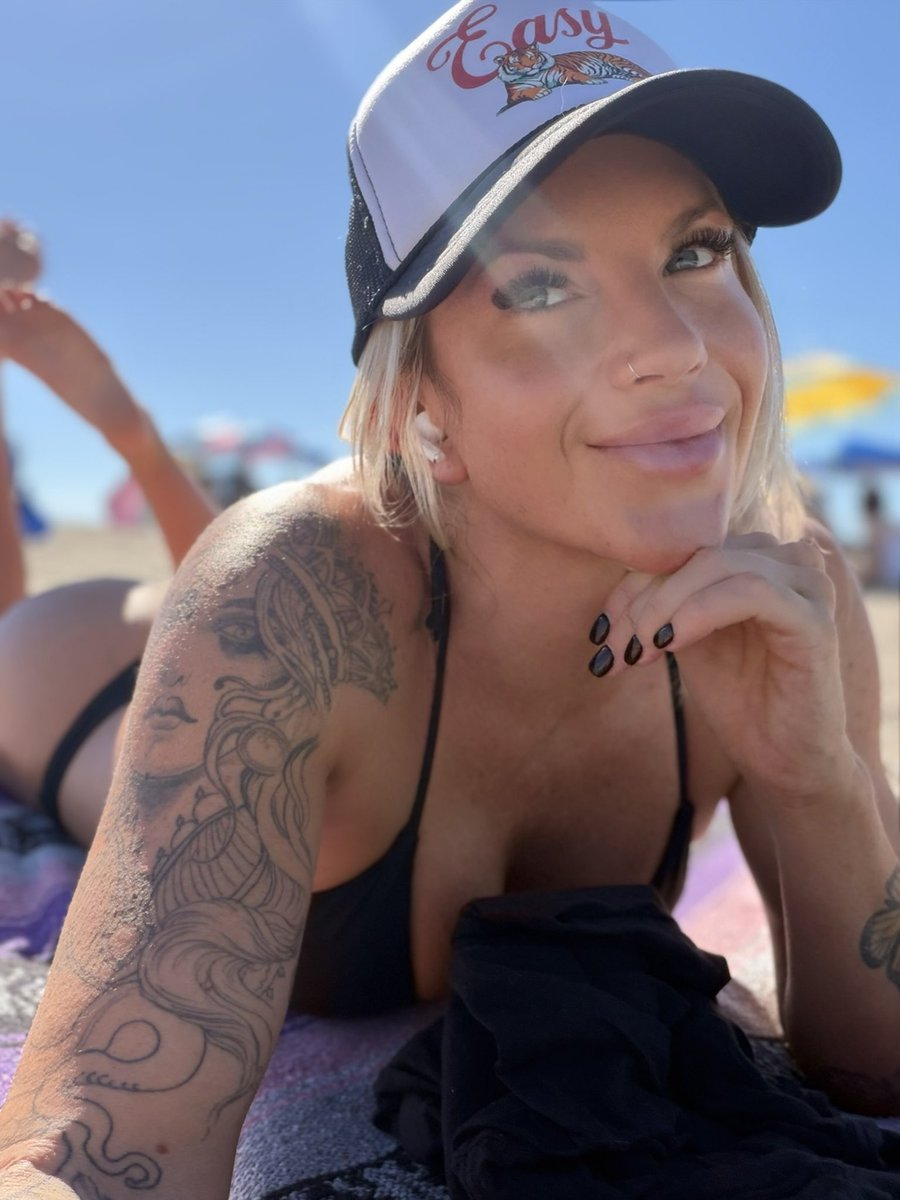Taylorwildxx's tweet photo. Just to clarify: if I do anything anal it’ll be on my platforms solely and nowhere else. 
Thanks https://t.co/qQrBmvsM85