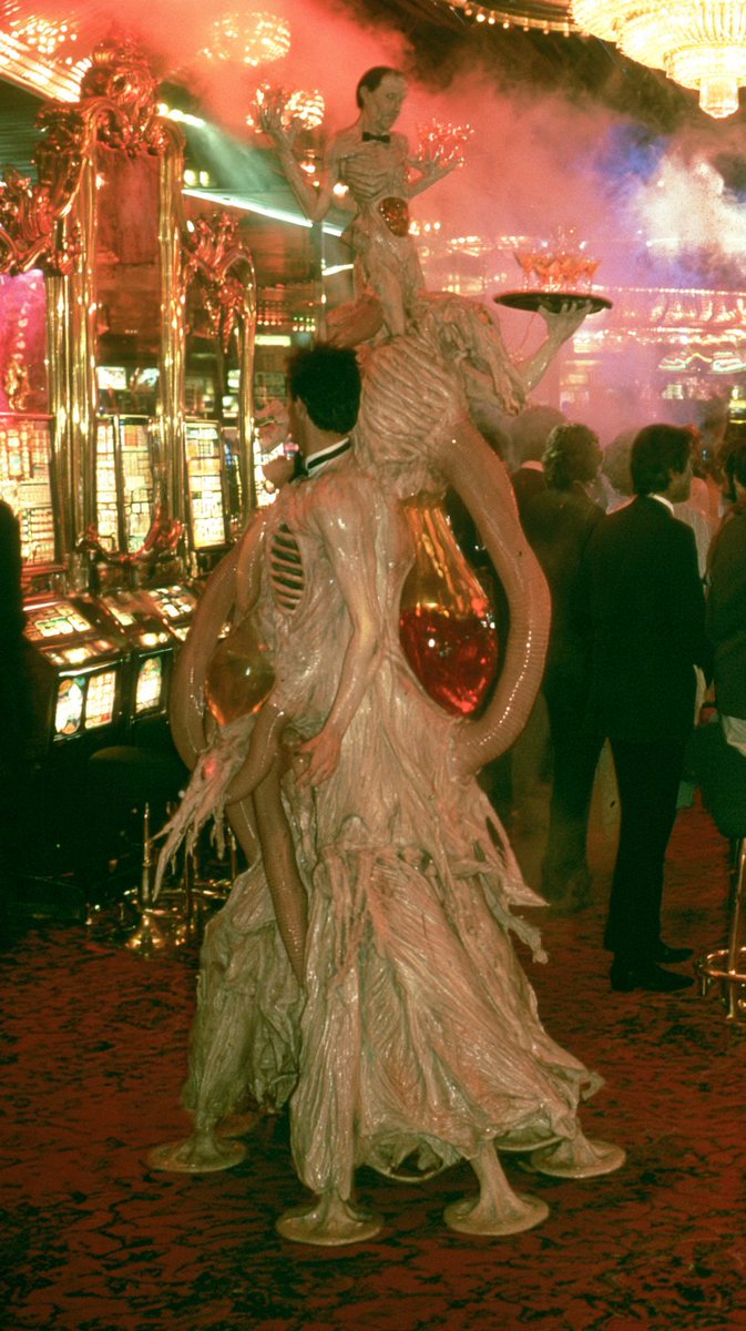HouseOfScreamHQ's tweet photo. Staff is the best at the casino!

If you love this kind of horror, check out our horror variety show, featuring a live host, animations, dark comedy, a musical guest, and more– link in bio

#horrorshow #houseofscream #nightmarefuel #insanesignals #creaturefeature https://t.co/Srmaji6w5f