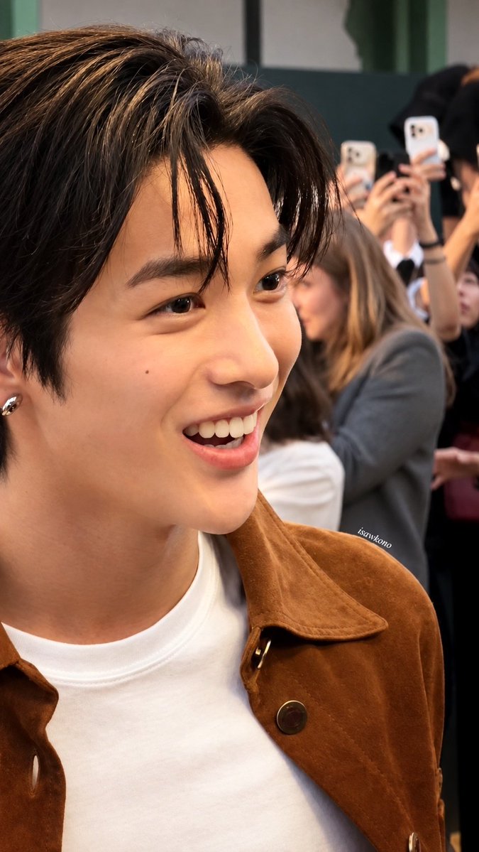 isawkono's tweet photo. EFFORTLESSLY ADORABLE #KEONHO https://t.co/G1oZ5K6AT0