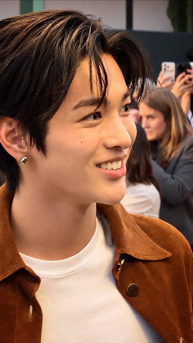 isawkono's tweet photo. EFFORTLESSLY ADORABLE #KEONHO https://t.co/G1oZ5K6AT0