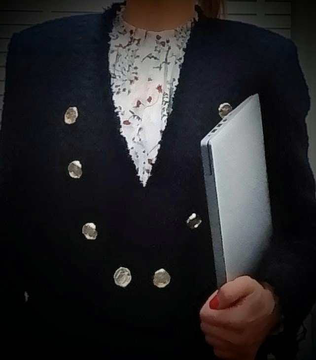 PreciousXX_VIP's tweet photo. A rare sneak peek into my corporate world. You don't normally find me here on a weekday- this side of my life is strictly private and confidential. 

Don't tell the boss... Oh wait, I am the boss 😉 💼 https://t.co/DuvKmEoCIs
