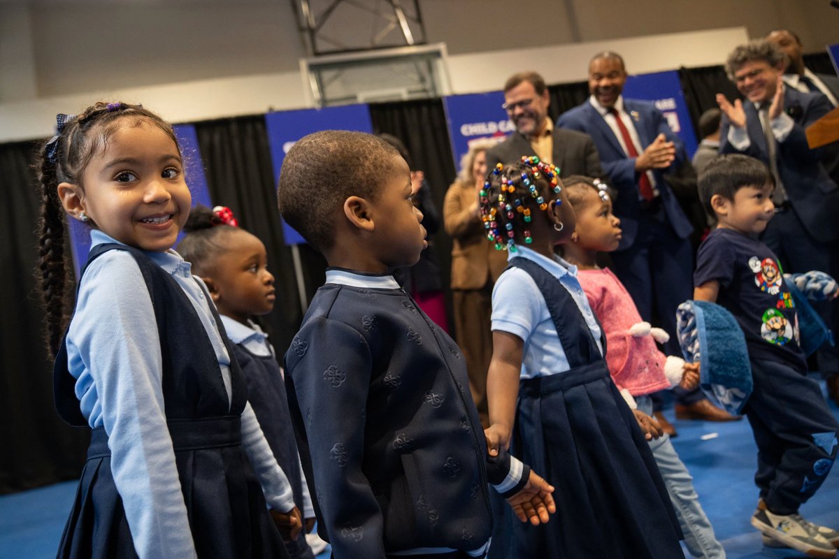 NYCMayor's tweet photo. We’re moving 10,000 low-income children off the child care voucher waitlist — at absolutely no cost to their families.

Eligible families with children ages 6 weeks to 13 years, and through age 19 for children with special needs, will be invited to apply for a voucher on a rolling basis.

Once approved, finding care is as simple as visiting https://t.co/iRs25GSSOm to locate licensed child care providers that accept vouchers.

No New Yorker will be left behind in the fight for universal child care.