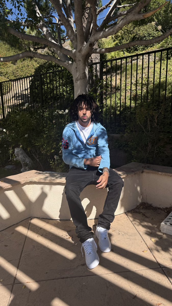 saucekill's tweet photo. I turn 30-teen today 😁🥳 https://t.co/dvCkTe5WlL