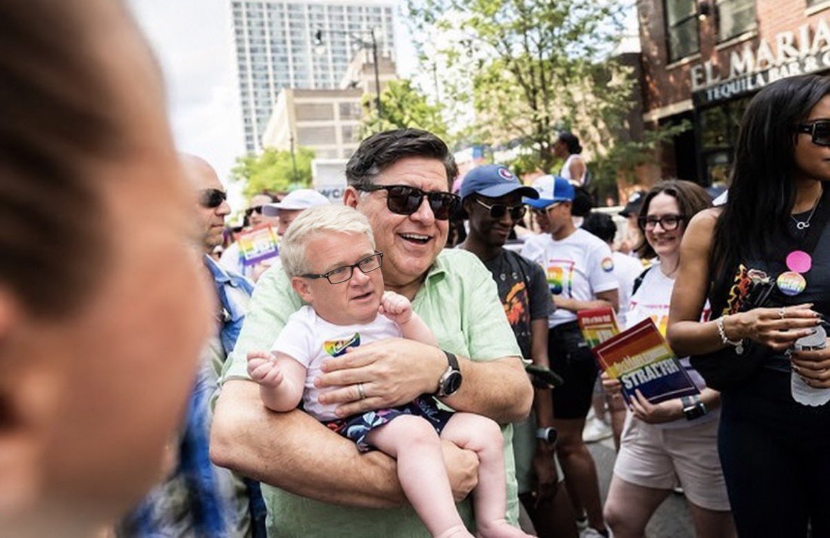 IllinoisReview's tweet photo. Former IL House GOP Leader Jim Durkin and “Daddy Pritzker” https://t.co/vmFl5azaG4