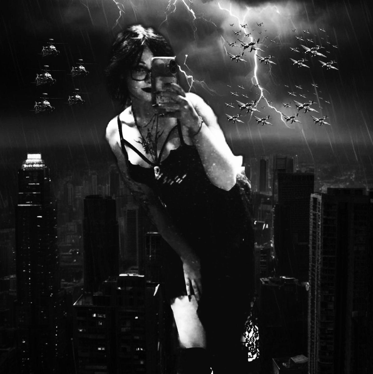 RedEveGoddess's tweet photo. WORSHIP ME #giantess #sizetober2026 https://t.co/MCpiYng5yG