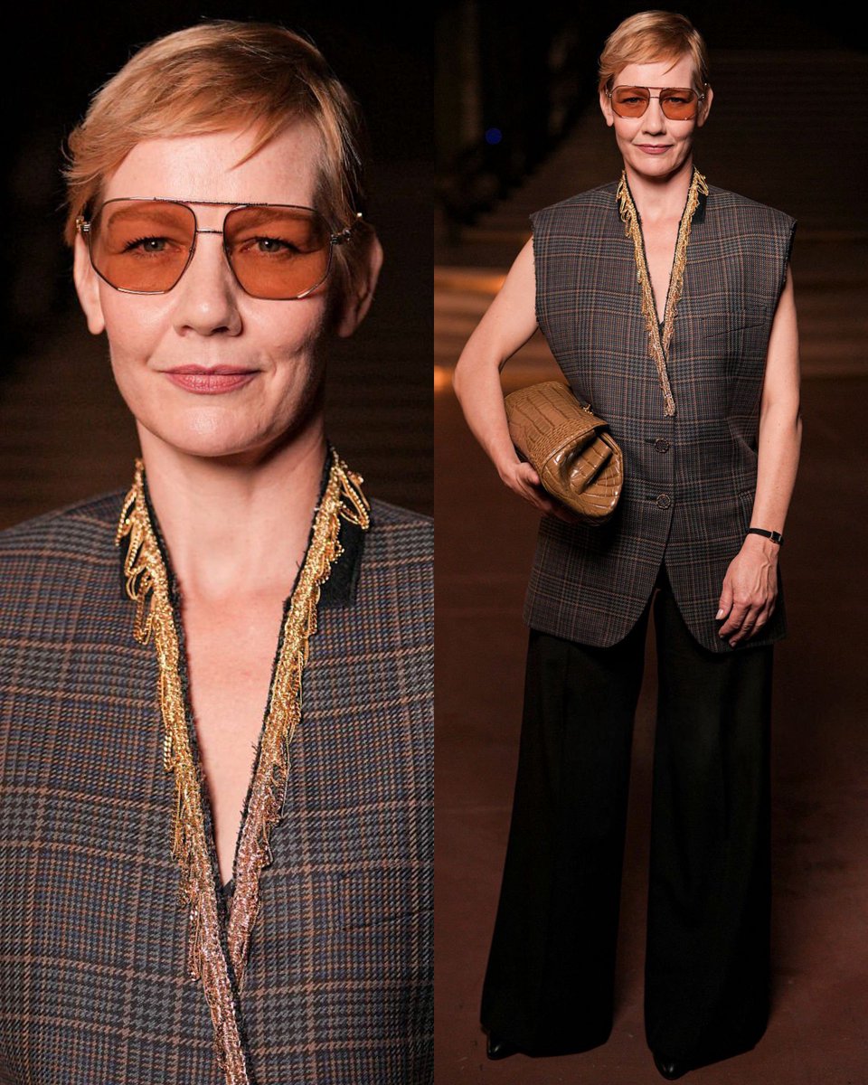 _filmcrave's tweet photo. Sandra Hüller photographed at the Chanel Fashion Show in Paris. 📷 https://t.co/N9LjNKEnVk