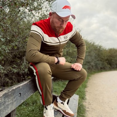 hicks_mar's tweet photo. #NewProfilePic https://t.co/7h5Pv30wD7