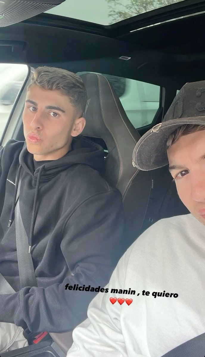 antmin's tweet photo. fermin twink come back to me 🥲 https://t.co/uRoAwdzReO