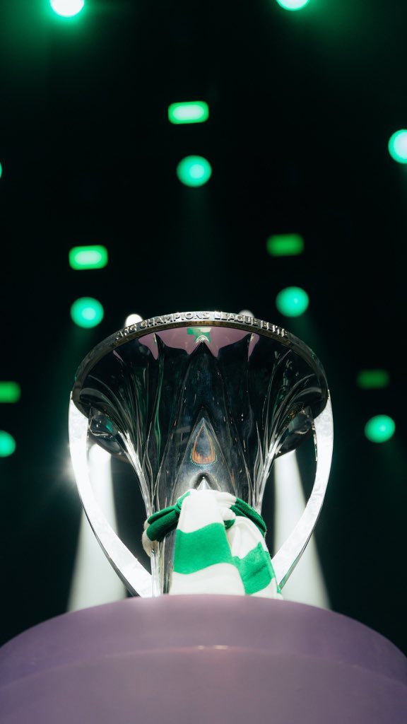 mrdoom3's tweet photo. @ALAHLI_FC بشروا عساهم #اهلاوية
يارب اجعلهم فال خير على #الاهلي https://t.co/LL1BjJaGlG