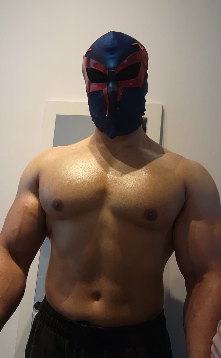 buff_weeb's tweet photo. Chest looking thick https://t.co/ZJjAtNV0Zz