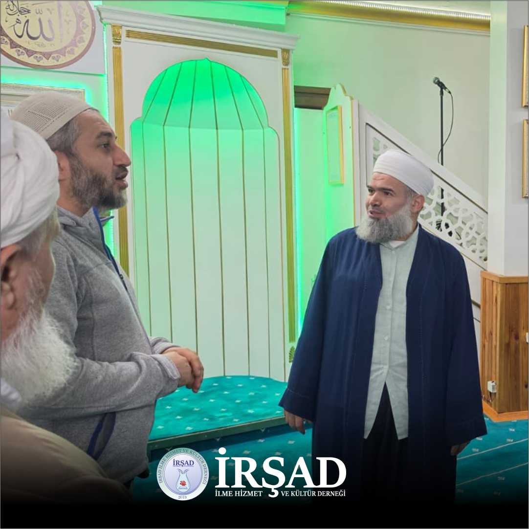 irsaddeernegi's tweet photo. 📖 “Bu Hafta İrşad Mescid’inde Neler İşledik?

Vefat eden kişinin geride kalan namaz ve oruç borçları ne olur?

Fidye nedir, Nasıl ödenir?
Uzun yıllar Namaz ve Oruç kazası olan ne yapmalıdır?
Varislerin Sorumlulukları nelerdir ?

Her pazartesi İrşad Mescidine sizleri bekliyoruz. https://t.co/3uBEPevQTd