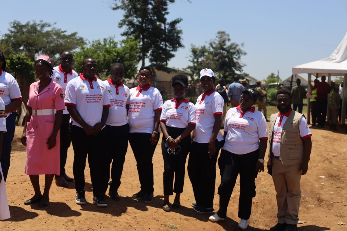 NutritionistKD's tweet photo. Earlier today in #KibukuDistrict, the @MinofHealthUG , @Amref_Uganda , @UNFPAUganda & @Bulamu_official convened us for the @WorldPPHday. This day reminds us of the mothers who die due to excessive bleeding after childbirth- behind every Statistic, is a mother. 

PPH doesn't come on the day of delivery, rather its built before pregnancy, during pregnancy & during delivery.

This means that mothers should prepare and eat healthy to build iron stores and keep the body strong to push and resilient reduce tears and be able to be on itself. 

As a #Nutritionist i stand for integration of Nutrition in Maternal Child Health & Newborn.

@DianaAtwine @NaguruC @MinofHealthUG @Rachealkyy @CKainerugaba @believe_kama @mtnug @stanbicug 

#NationalPPHDay | #PPHAwarenessCampaign