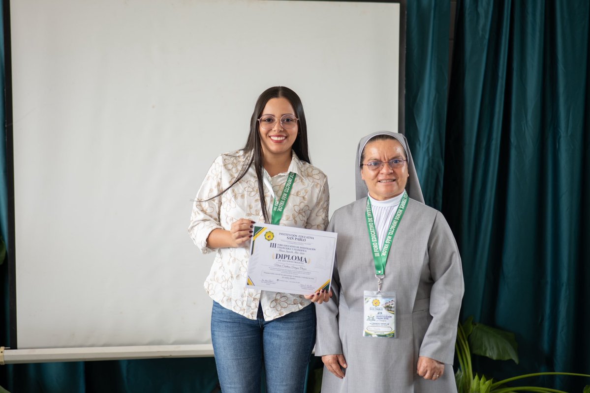 Corpocesar's tweet photo. Corpocesar acompañó el III Foro Educativo “Finanzas Verdes: menos impacto, más valor”, realizado por la I.E. San Pablo de Curumaní.

Un espacio para fortalecer la educación ambiental, el emprendimiento sostenible y el pensamiento crítico frente a los retos del cambio climático. https://t.co/X6P21oZ5BA